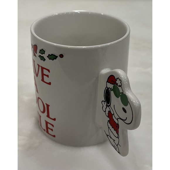 Snoopy Mug Christmas Joe Cool Have A Cool Yule Peanuts Willitts Vintage Charlie - Picture 5 of 6